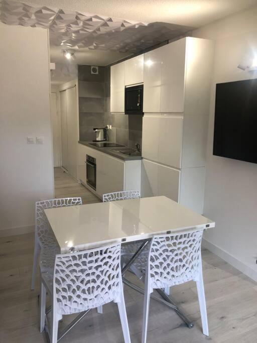 Studio 25M2 Hyeres Plages Экстерьер фото