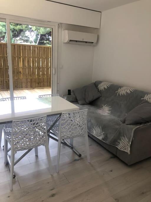 Studio 25M2 Hyeres Plages Экстерьер фото